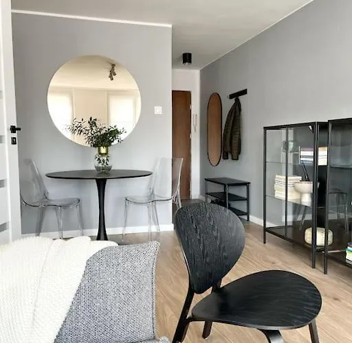 Komfort W Centrum Wroclawia فروتسواف